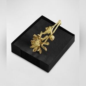 Michael Aram Dahlia cocktail napkin holder size 5.25” L 5.3 W 1.25” T